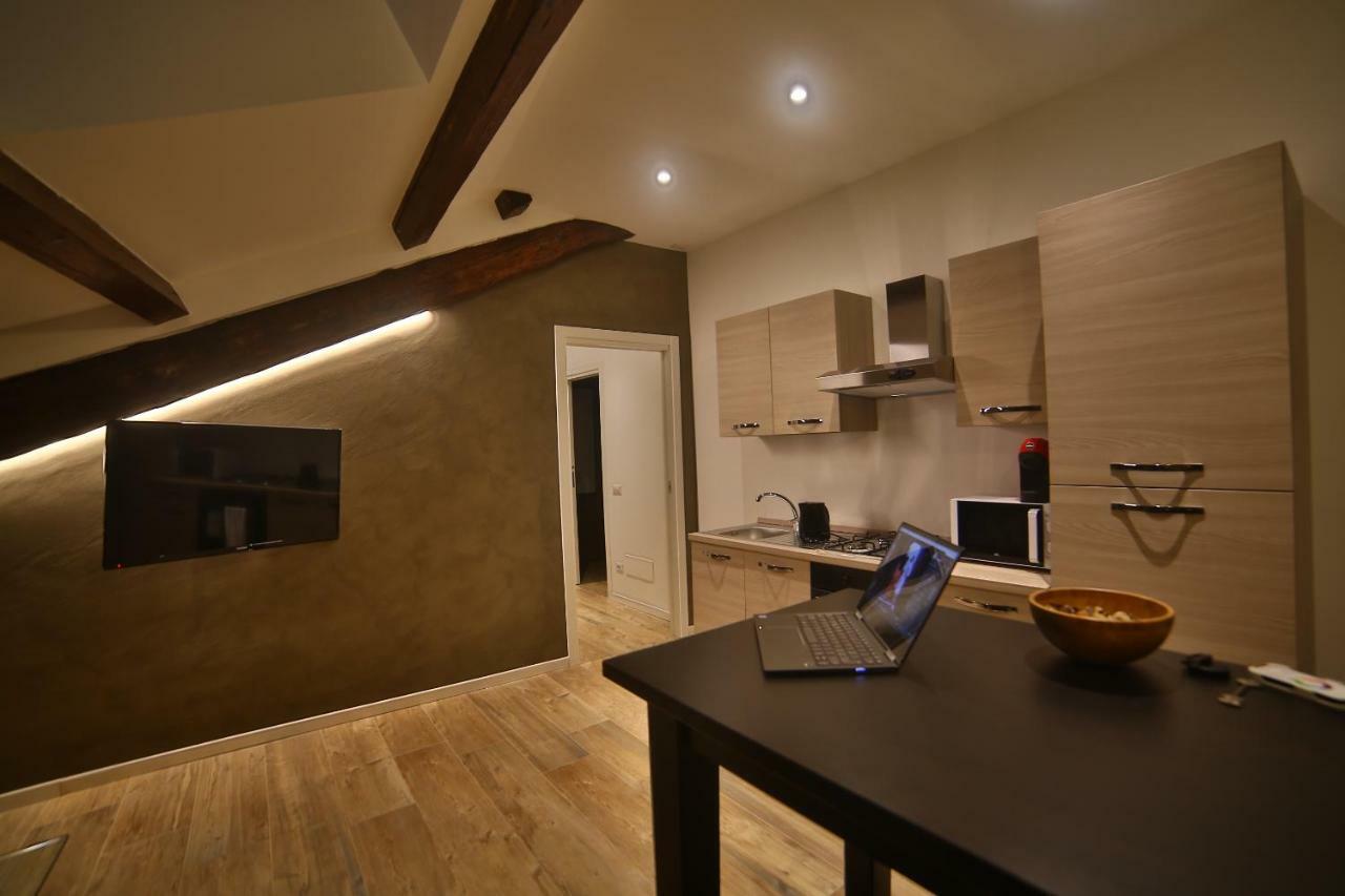 Moscova Attic Near Duomo Apartment Milano Ngoại thất bức ảnh