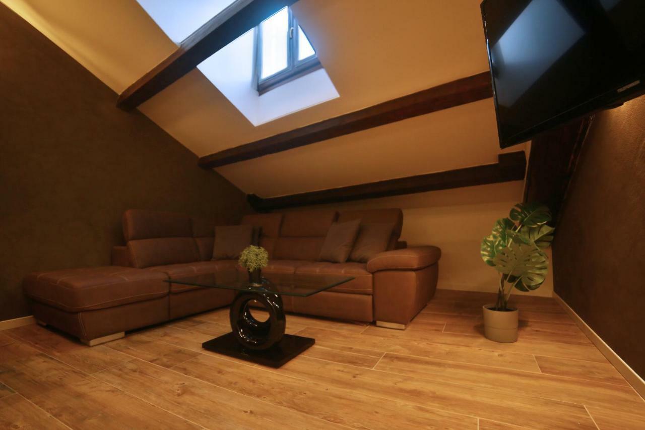 Moscova Attic Near Duomo Apartment Milano Ngoại thất bức ảnh